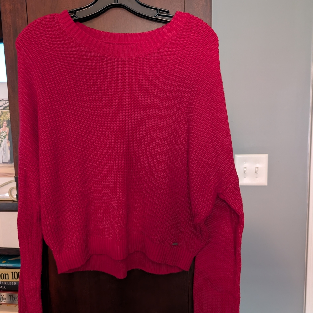 Hollister Women's Vibrant Red Crew Neck Sweater